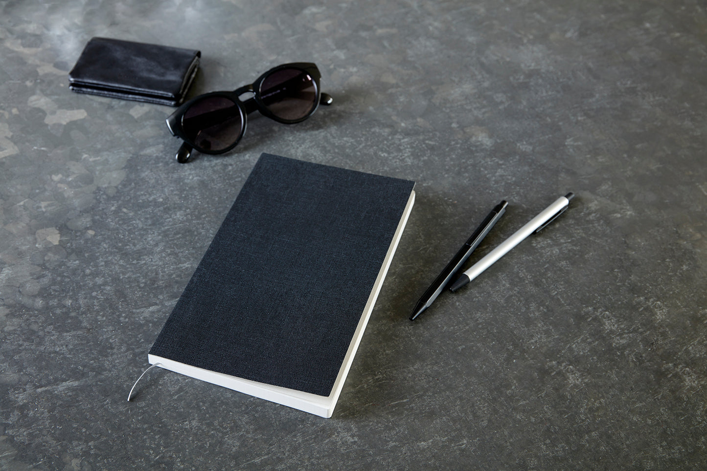Notebook Black (Grid)